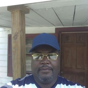 Meet your Posher, Keith chuckie